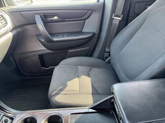 used 2017 Chevrolet Traverse car, priced at $8,995