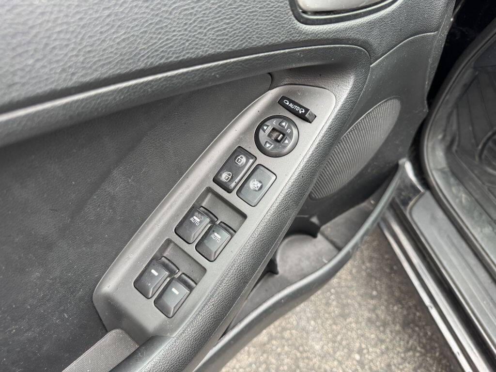 used 2017 Kia Forte car, priced at $4,995