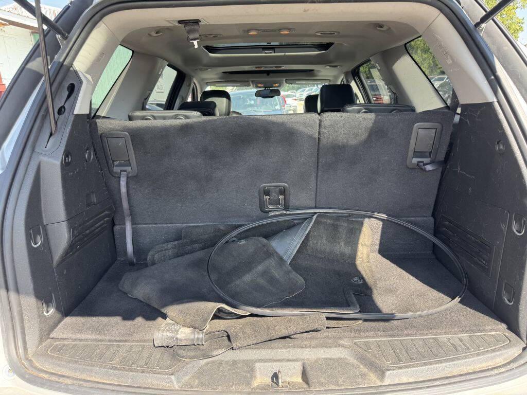 used 2014 GMC Acadia car, priced at $4,500