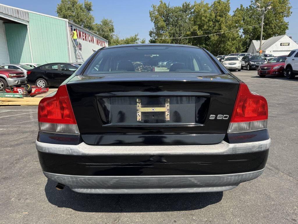 used 2002 Volvo S60 car, priced at $2,995