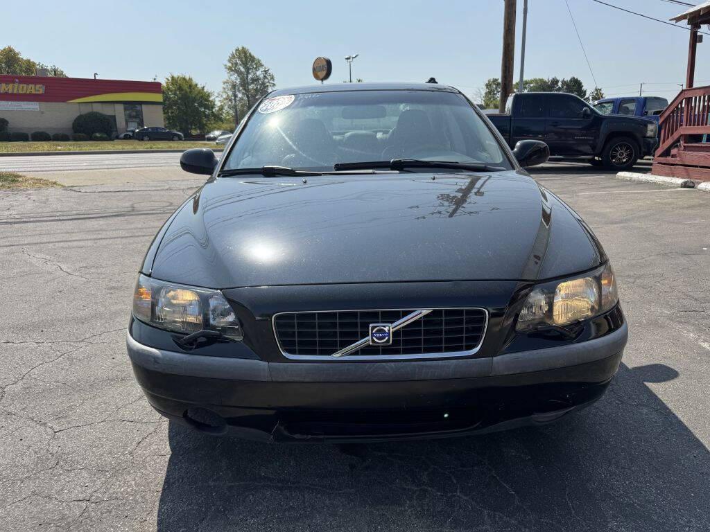 used 2002 Volvo S60 car, priced at $2,995