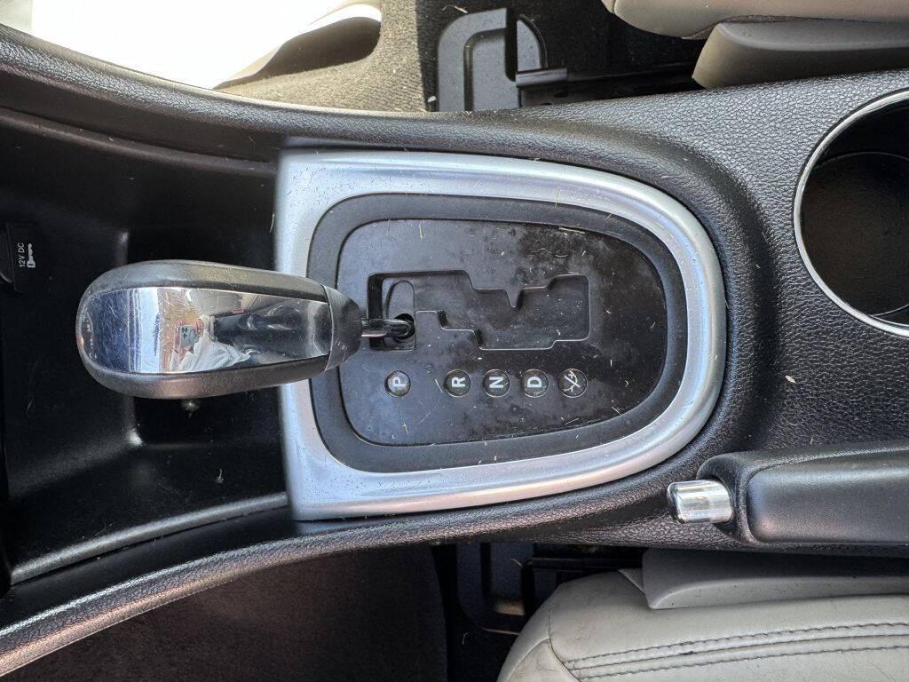 used 2013 Chrysler 200 car, priced at $4,500