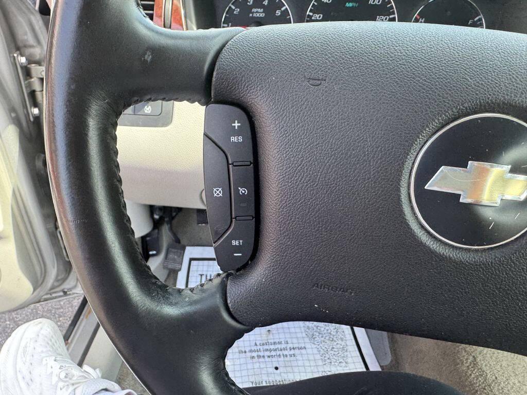 used 2007 Chevrolet Impala car, priced at $3,500