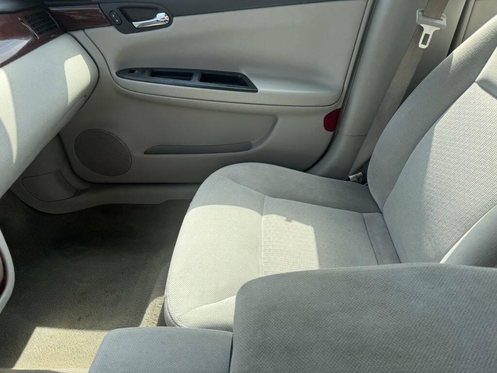 used 2007 Chevrolet Impala car, priced at $3,500