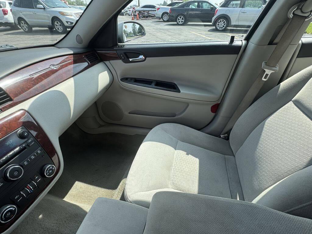 used 2007 Chevrolet Impala car, priced at $3,500