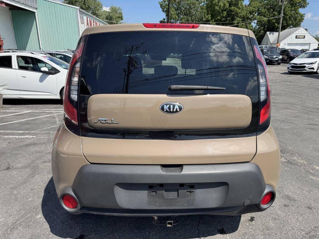 used 2015 Kia Soul car, priced at $6,500