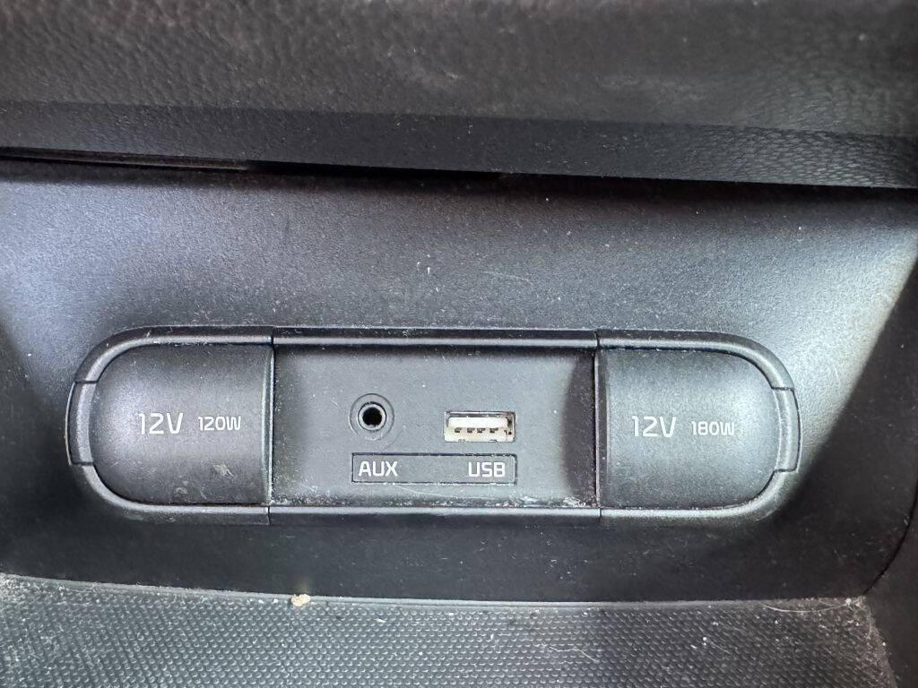 used 2015 Kia Soul car, priced at $6,500