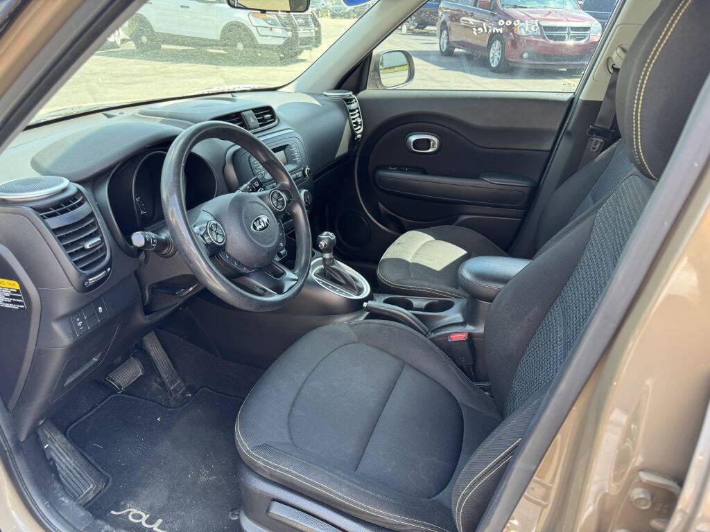 used 2015 Kia Soul car, priced at $6,500