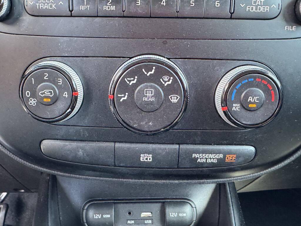 used 2015 Kia Soul car, priced at $6,500