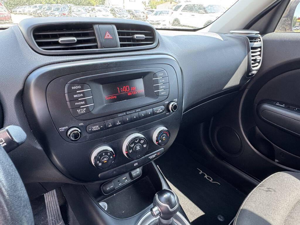 used 2015 Kia Soul car, priced at $6,500