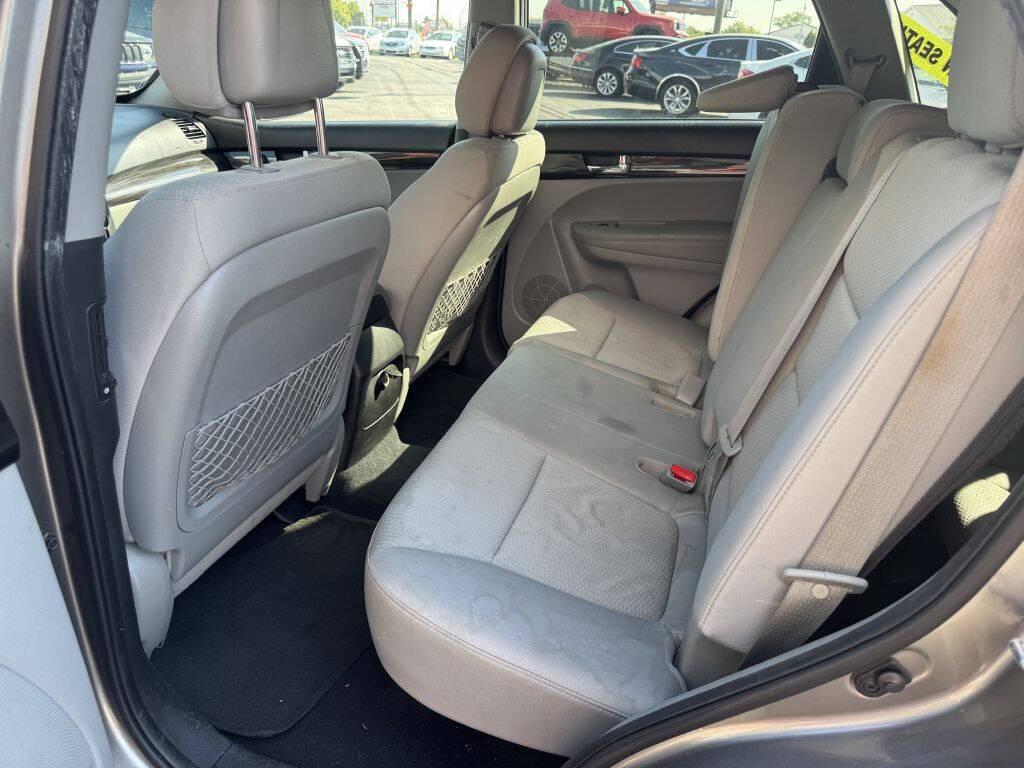 used 2012 Kia Sorento car, priced at $3,995
