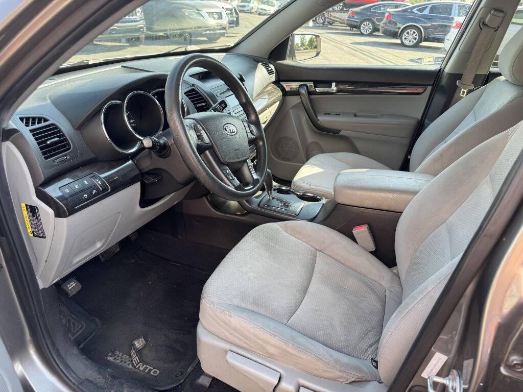 used 2012 Kia Sorento car, priced at $3,995
