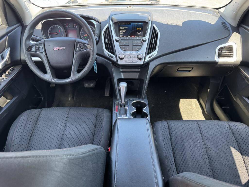 used 2015 GMC Terrain car, priced at $5,500