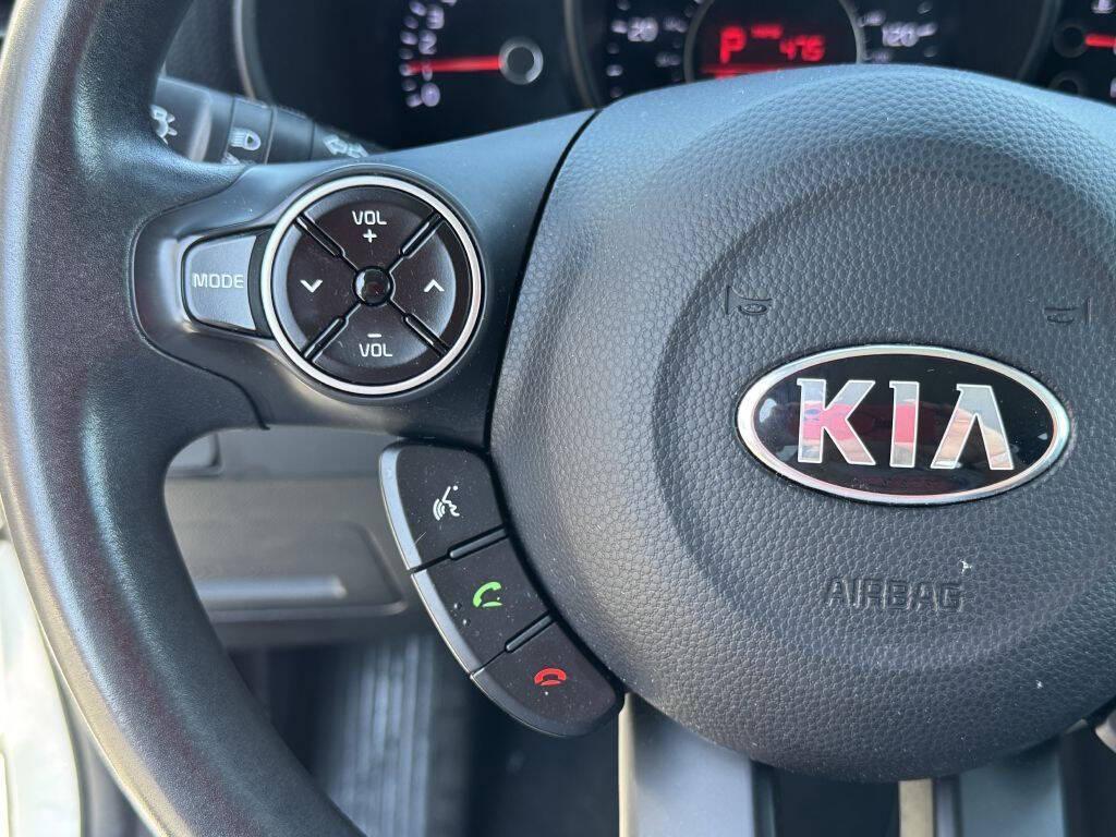 used 2015 Kia Soul car, priced at $4,995