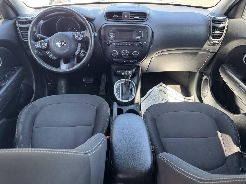 used 2015 Kia Soul car, priced at $4,995