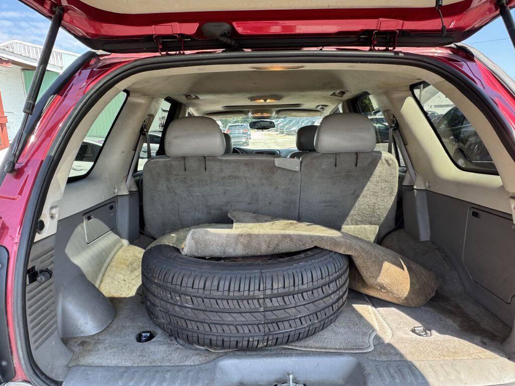 used 2005 Chevrolet TrailBlazer car, priced at $3,995