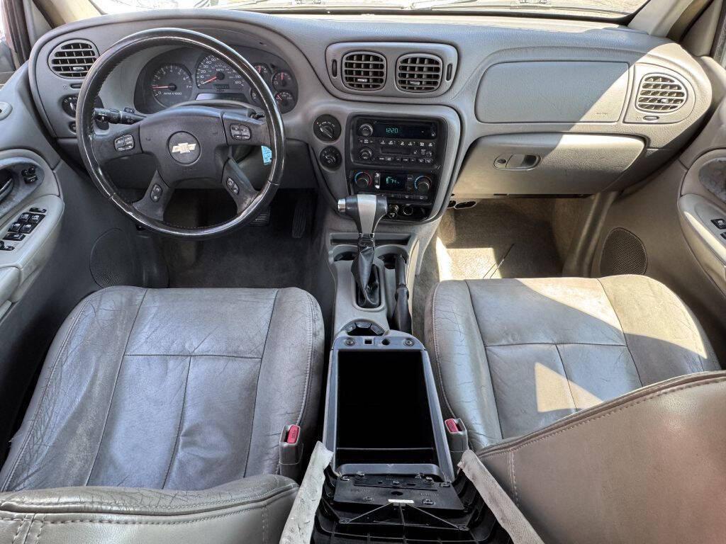 used 2005 Chevrolet TrailBlazer car, priced at $3,995