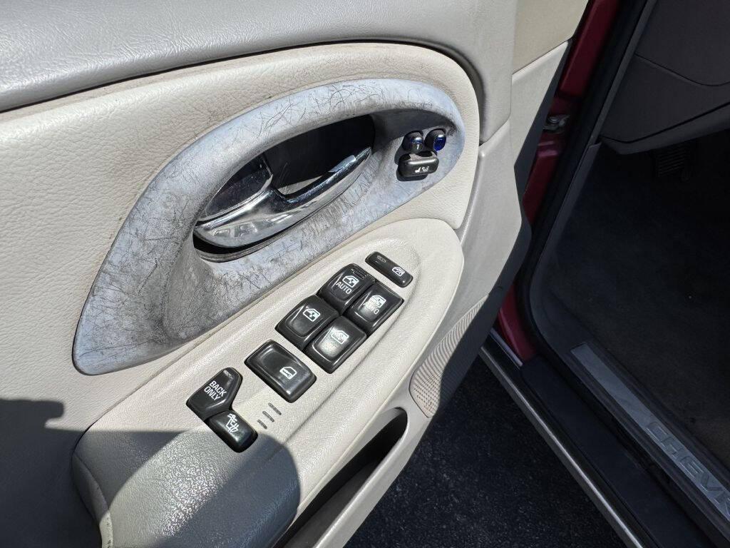 used 2005 Chevrolet TrailBlazer car, priced at $3,995