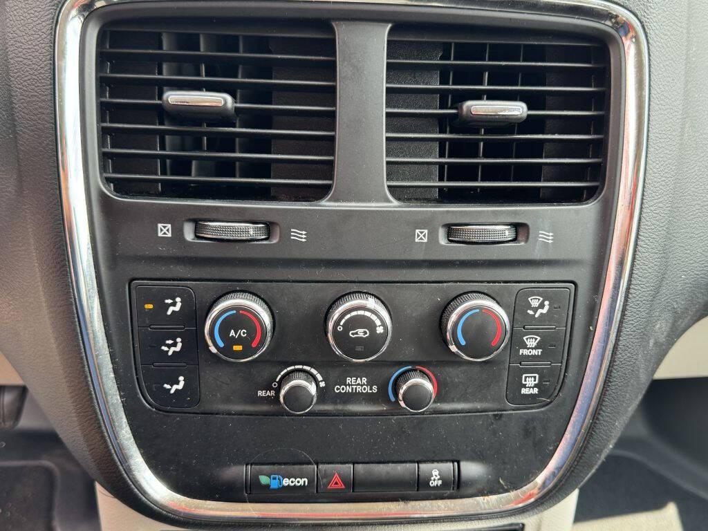 used 2013 Dodge Grand Caravan car, priced at $6,995