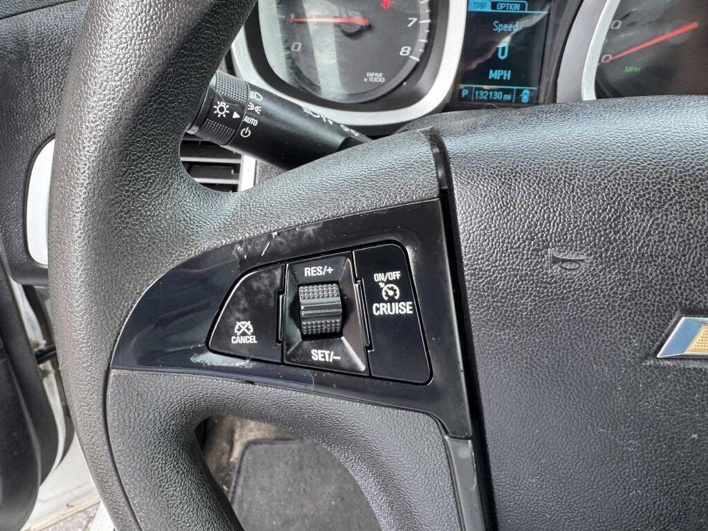 used 2015 Chevrolet Equinox car, priced at $4,995