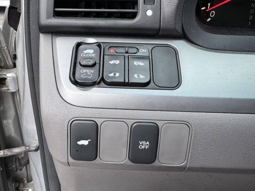 used 2010 Honda Odyssey car, priced at $4,995