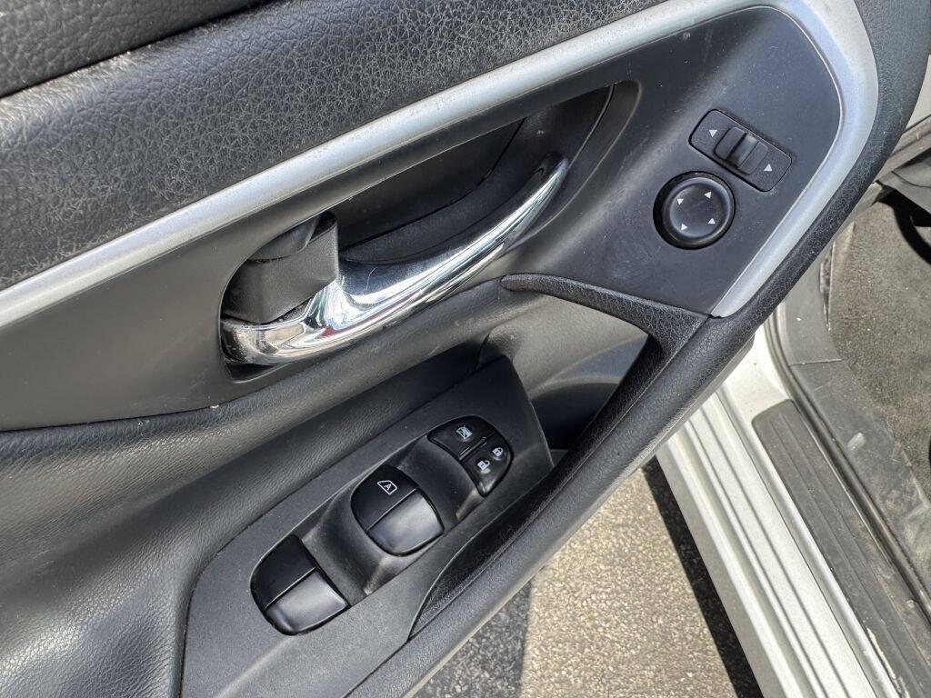 used 2018 Nissan Altima car, priced at $7,995