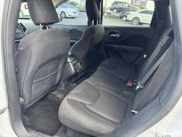 used 2015 Jeep Cherokee car, priced at $6,995
