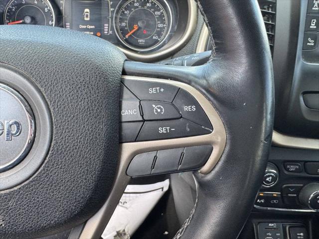 used 2015 Jeep Cherokee car, priced at $6,995