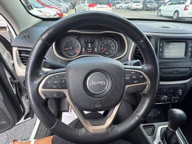 used 2015 Jeep Cherokee car, priced at $6,995
