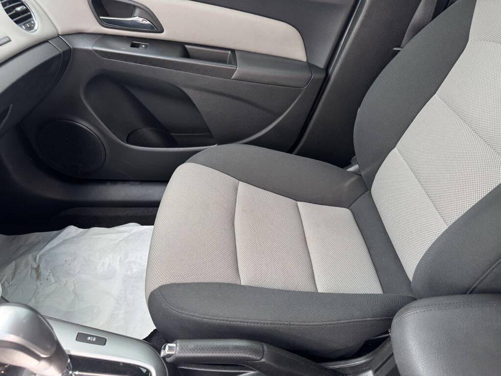 used 2012 Chevrolet Cruze car, priced at $5,500
