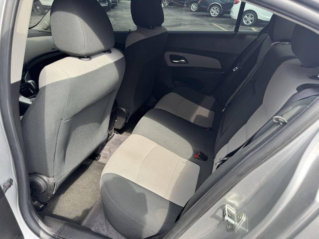 used 2012 Chevrolet Cruze car, priced at $5,500