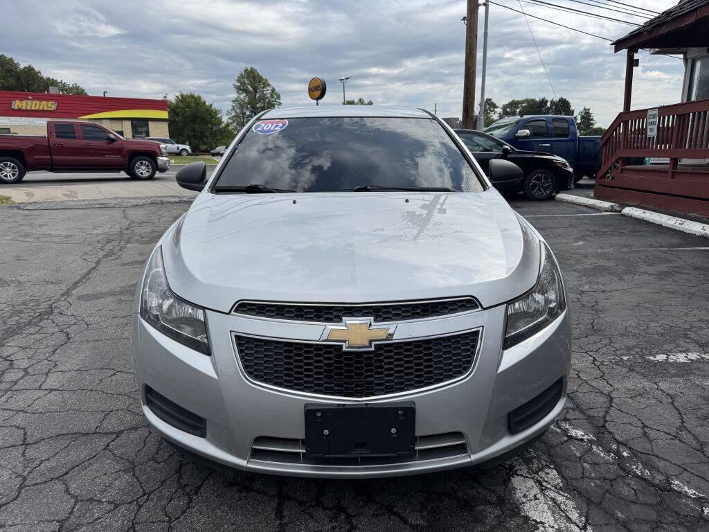 used 2012 Chevrolet Cruze car, priced at $5,500