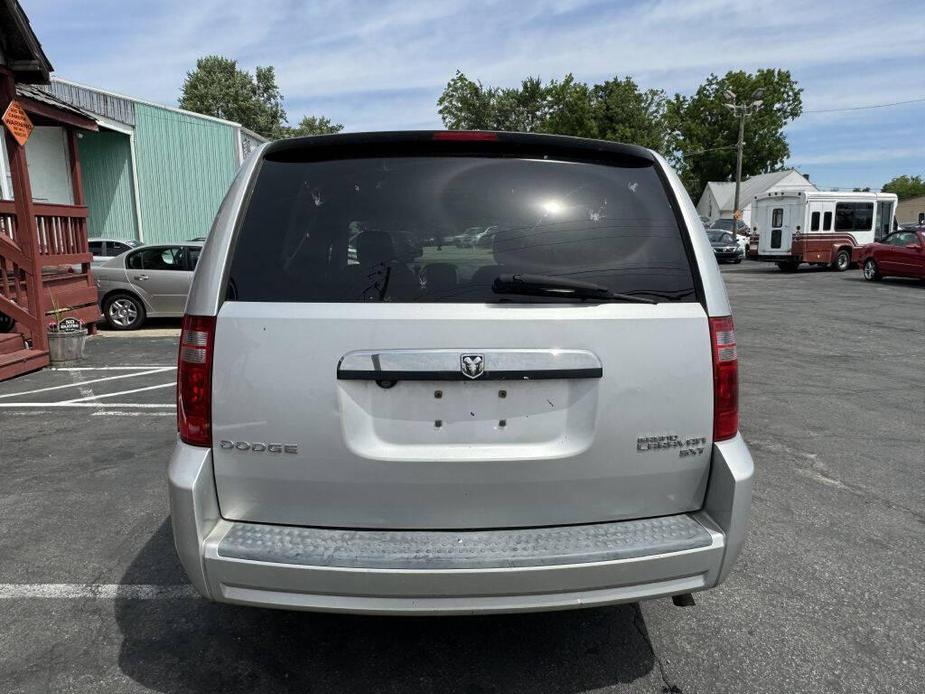 used 2009 Dodge Grand Caravan car, priced at $5,500