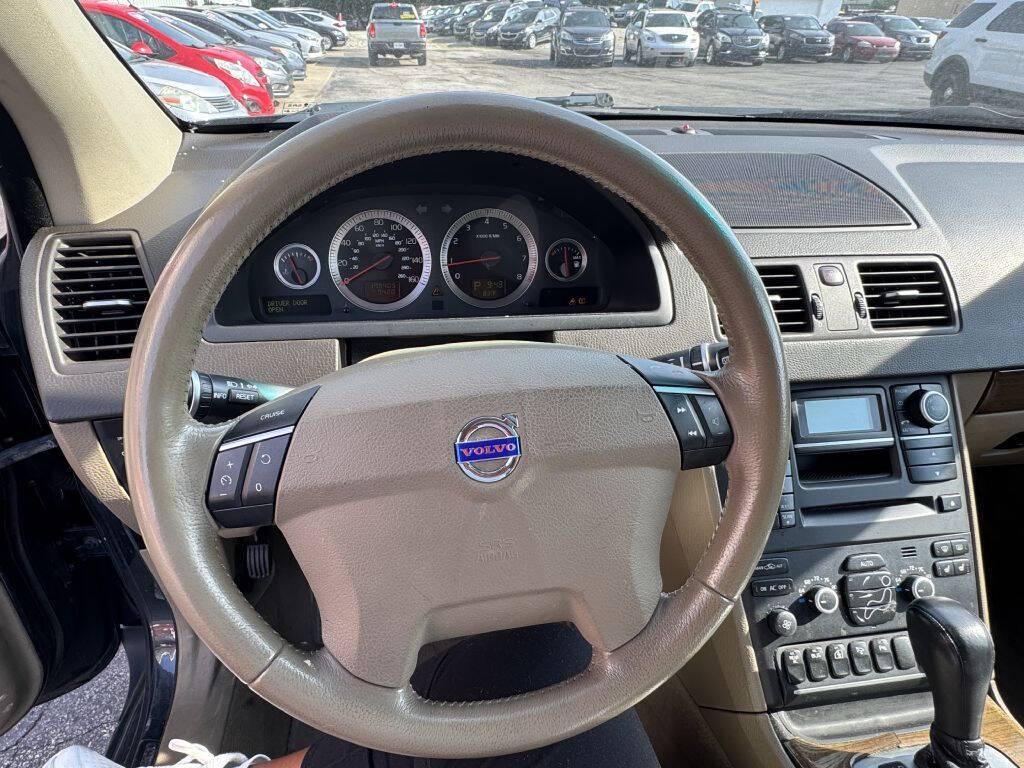 used 2011 Volvo XC90 car, priced at $3,500