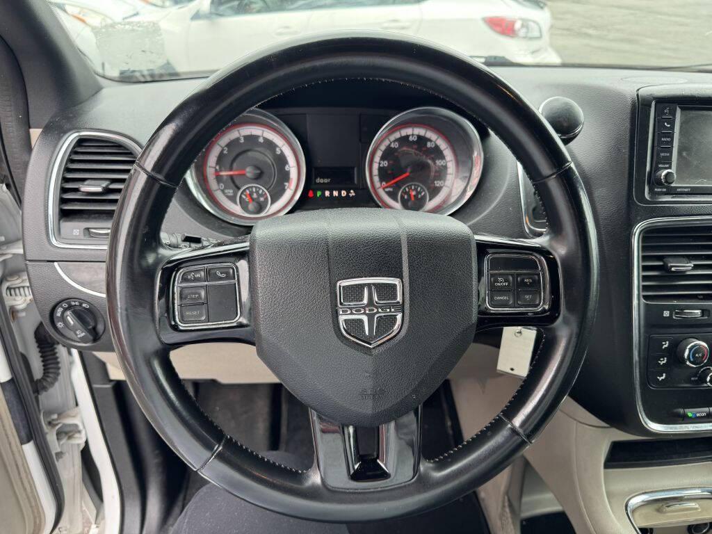 used 2019 Dodge Grand Caravan car, priced at $4,500