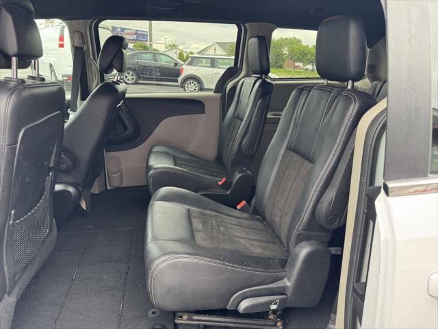 used 2019 Dodge Grand Caravan car, priced at $5,995