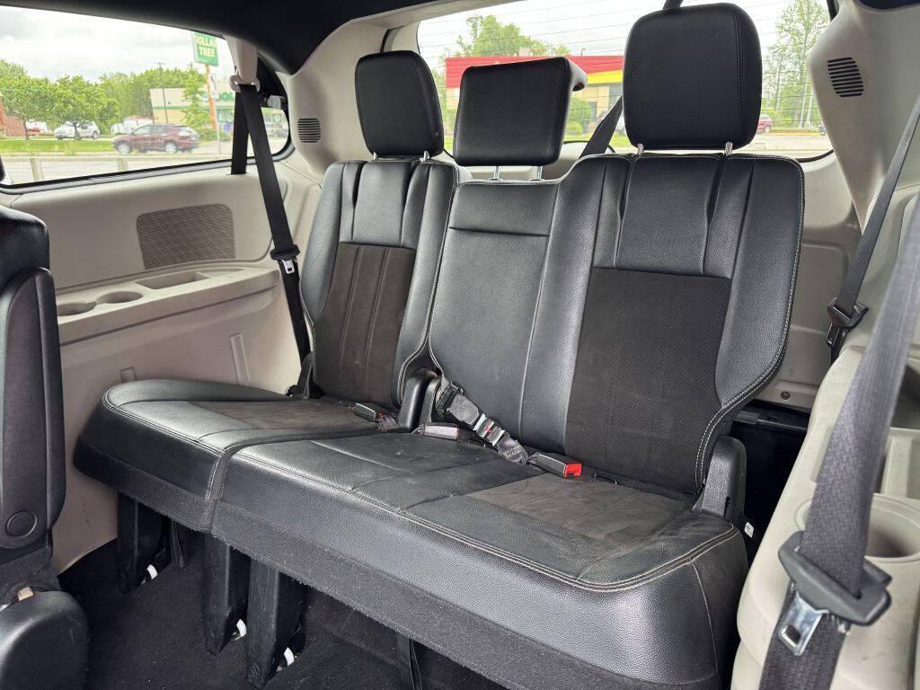 used 2019 Dodge Grand Caravan car, priced at $4,500