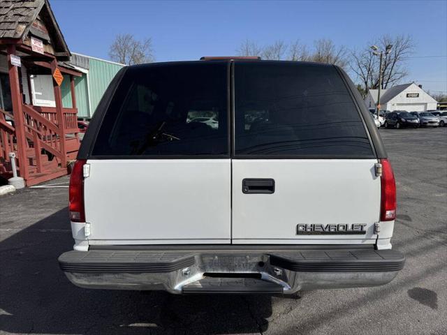 used 1999 Chevrolet Suburban car, priced at $9,500