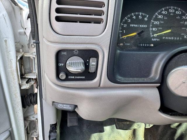 used 1999 Chevrolet Suburban car, priced at $9,500