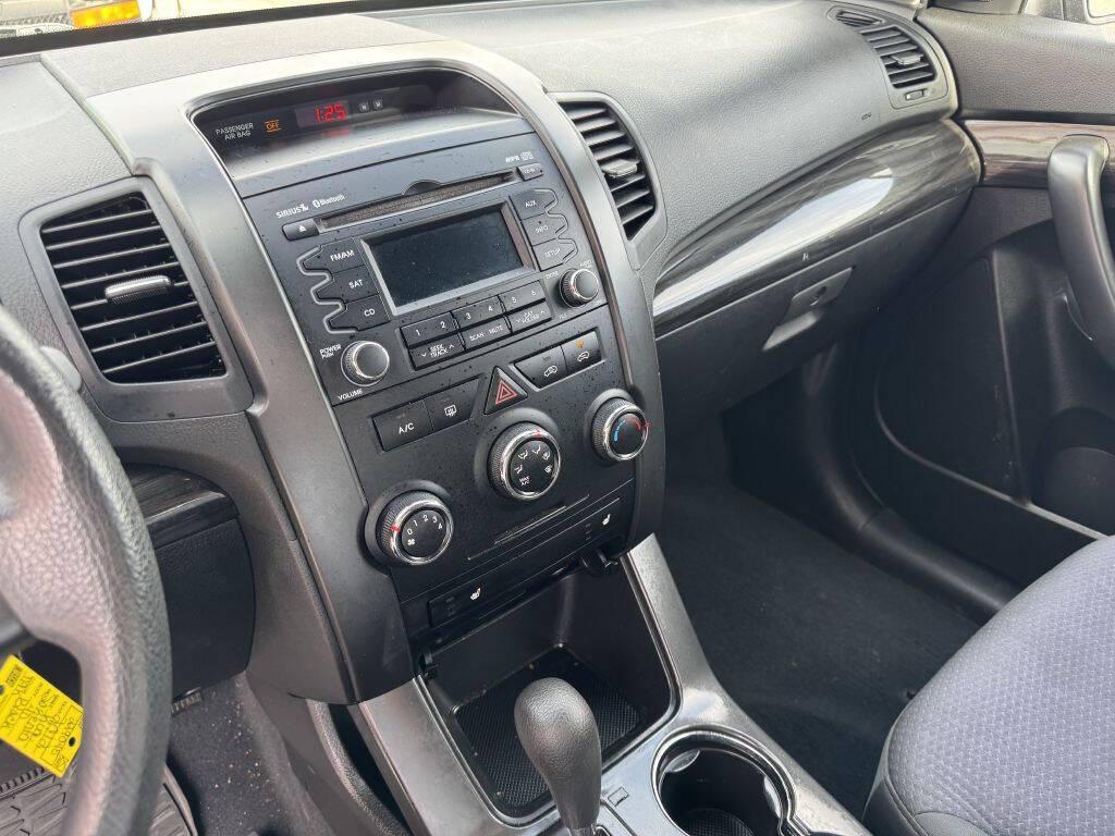 used 2012 Kia Sorento car, priced at $4,995