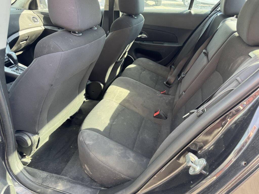 used 2014 Chevrolet Cruze car, priced at $5,500