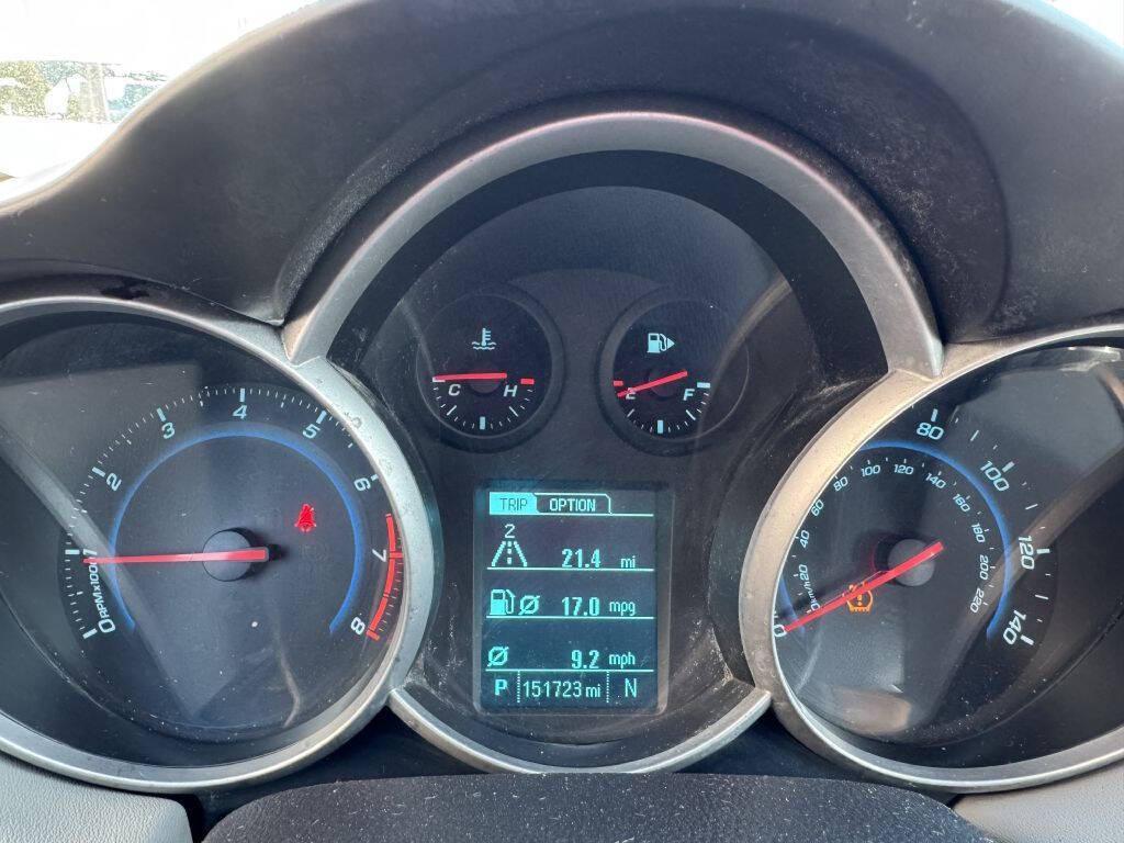 used 2014 Chevrolet Cruze car, priced at $3,995