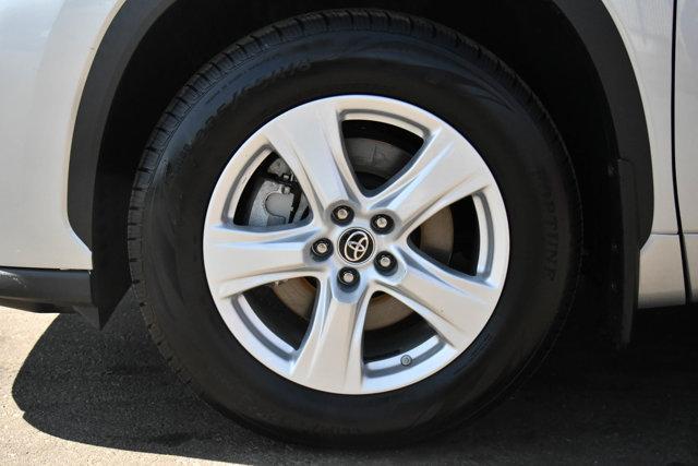 used 2023 Toyota Highlander car, priced at $33,898