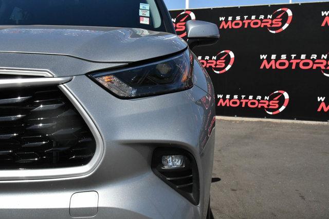 used 2023 Toyota Highlander car, priced at $33,898