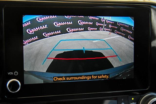 used 2023 Toyota Highlander car, priced at $33,898