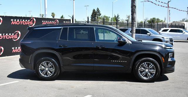 used 2024 Chevrolet Traverse car, priced at $37,289