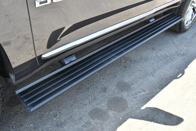 used 2023 GMC Yukon car, priced at $56,999