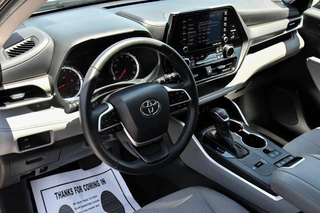used 2022 Toyota Highlander car, priced at $29,675