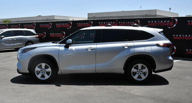 used 2022 Toyota Highlander car, priced at $29,675