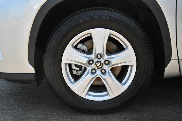 used 2022 Toyota Highlander car, priced at $29,675